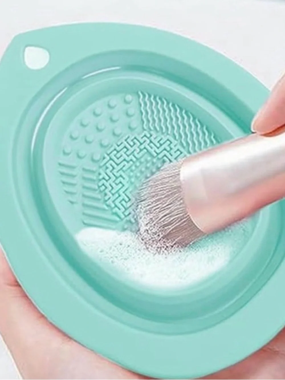 💞 New Mint Green Collapsible Makeup Brush & Sponge Cleaning Bowl